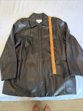 Worthington Black Leather Jacket - Classic Collared Coat. Lamb skin size L
